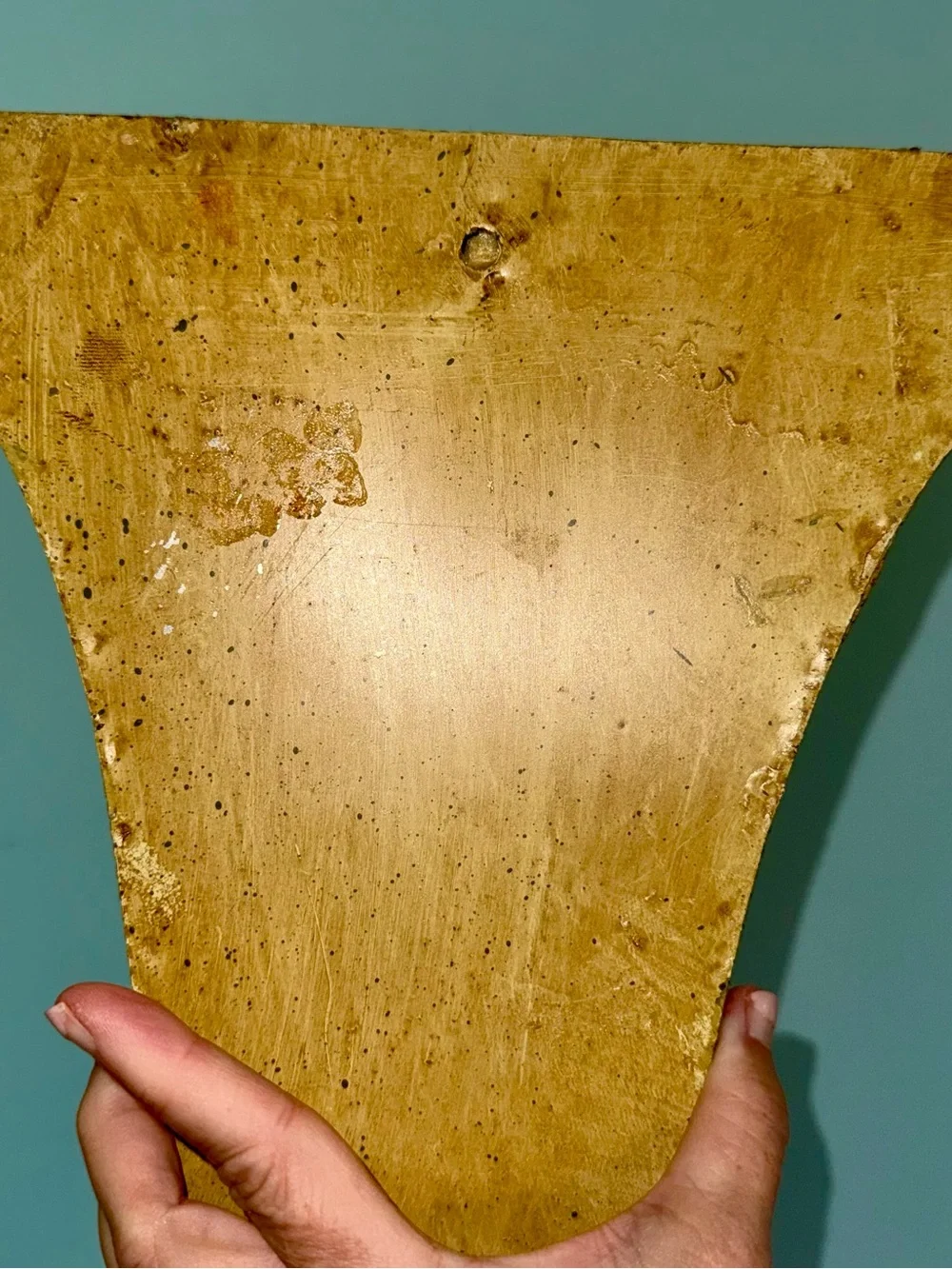 Vintage Floral Wall Pocket Gold Tone Resin Wall Vase 10
